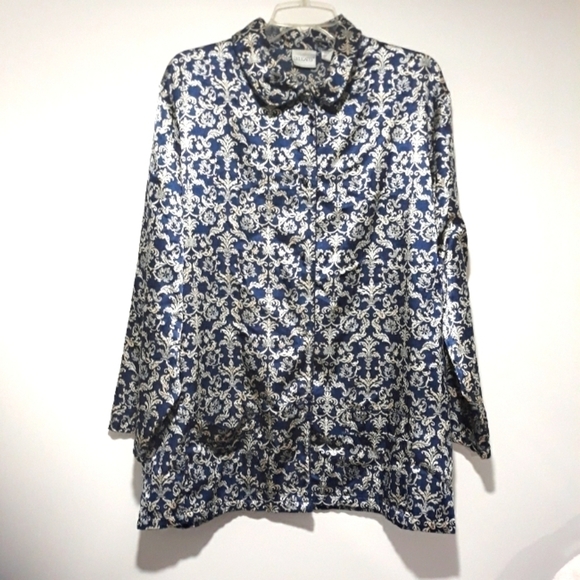 Delicates Pajamas Set of Two Pieces Printed Blue Button Down Size Large… - Picture 2 of 6